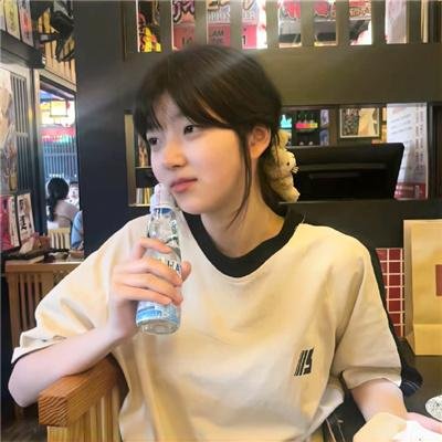 恋上女镖师